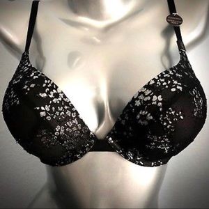 Victoria’s Secret bra
